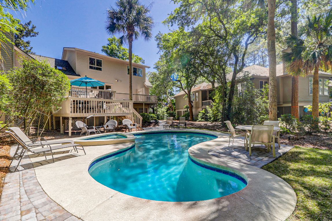 Image for Spring & Summer Escape | 10% Off Mooring Buoy 169